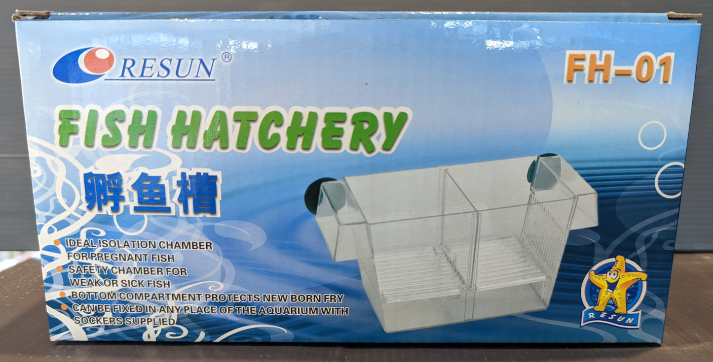 Live bearer fish hatchery/Guppy Breeding Trap/ Fish isolation chamber